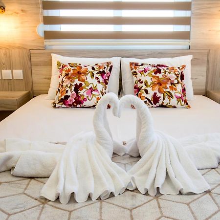 Ianos Apartments Potos Ngoại thất bức ảnh