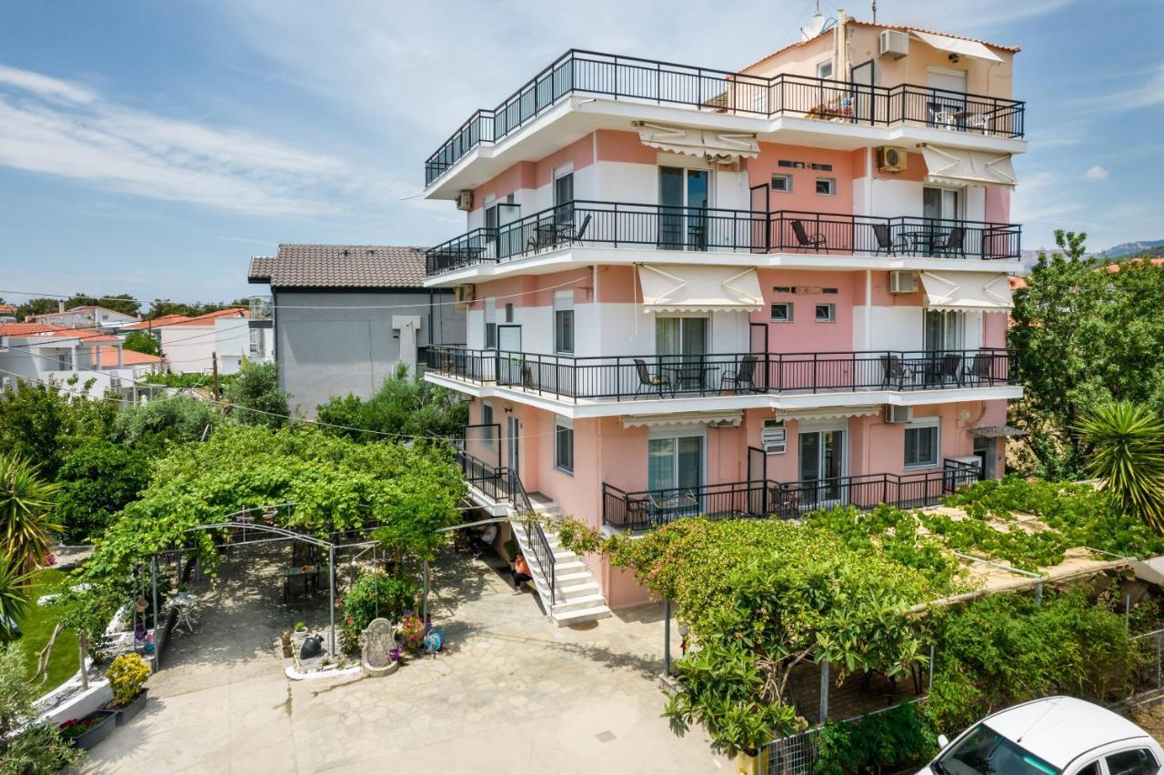 Ianos Apartments Potos Ngoại thất bức ảnh