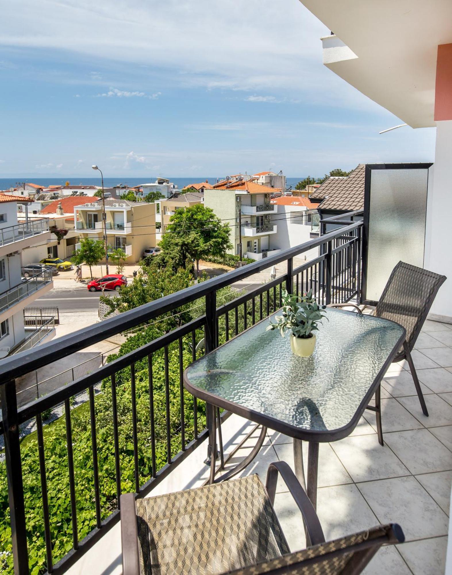 Ianos Apartments Potos Ngoại thất bức ảnh