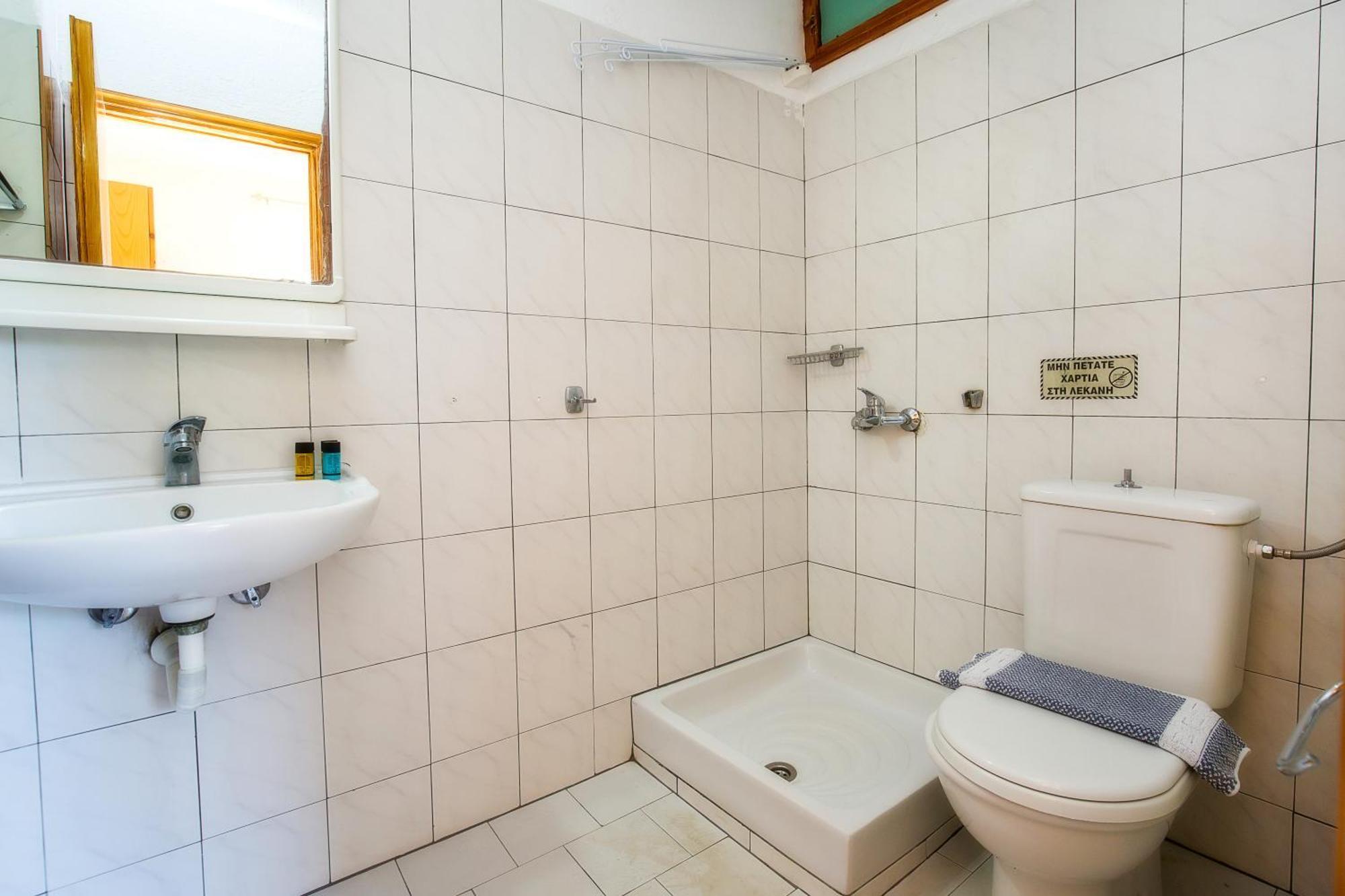 Ianos Apartments Potos Ngoại thất bức ảnh