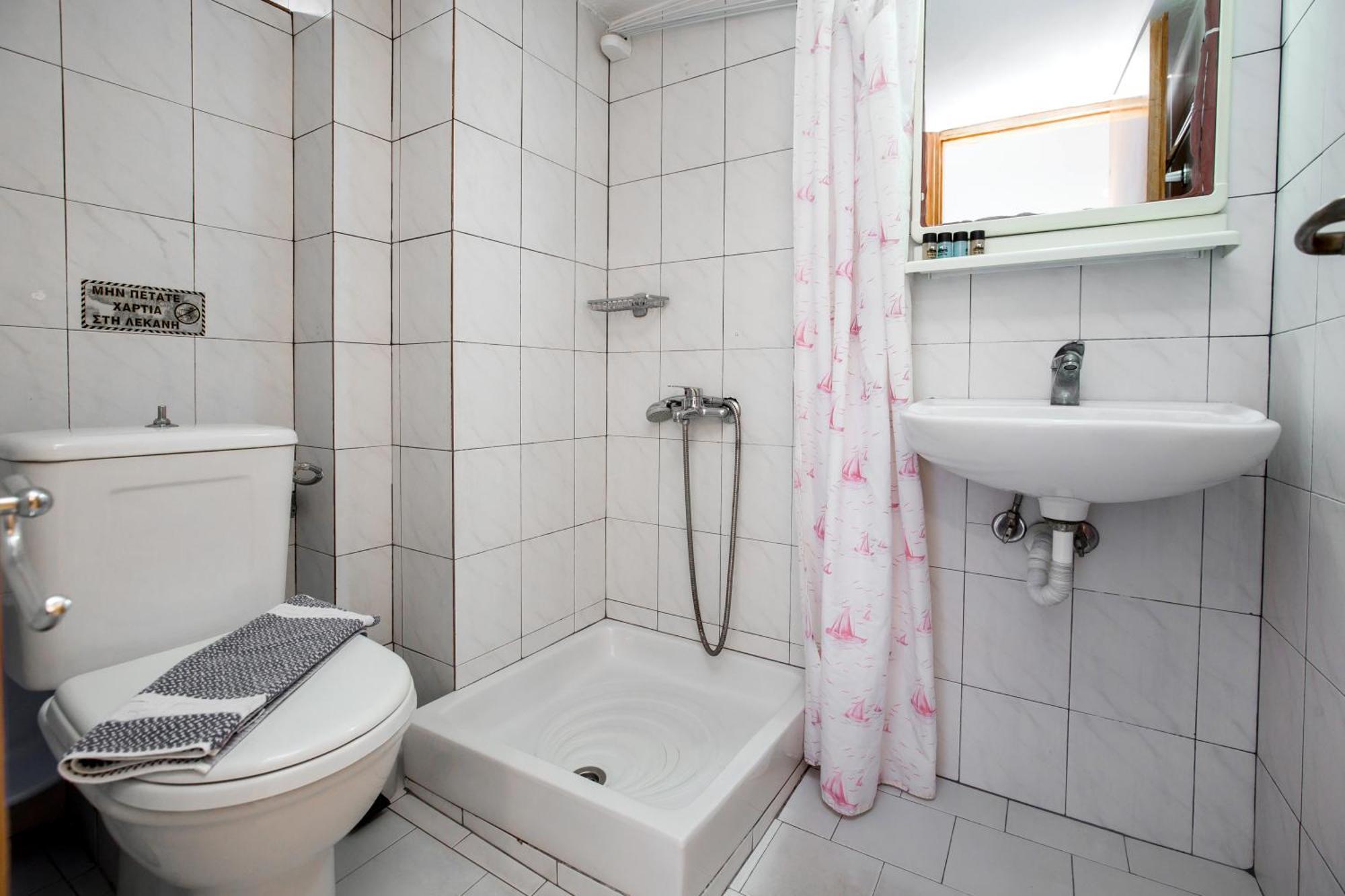 Ianos Apartments Potos Ngoại thất bức ảnh