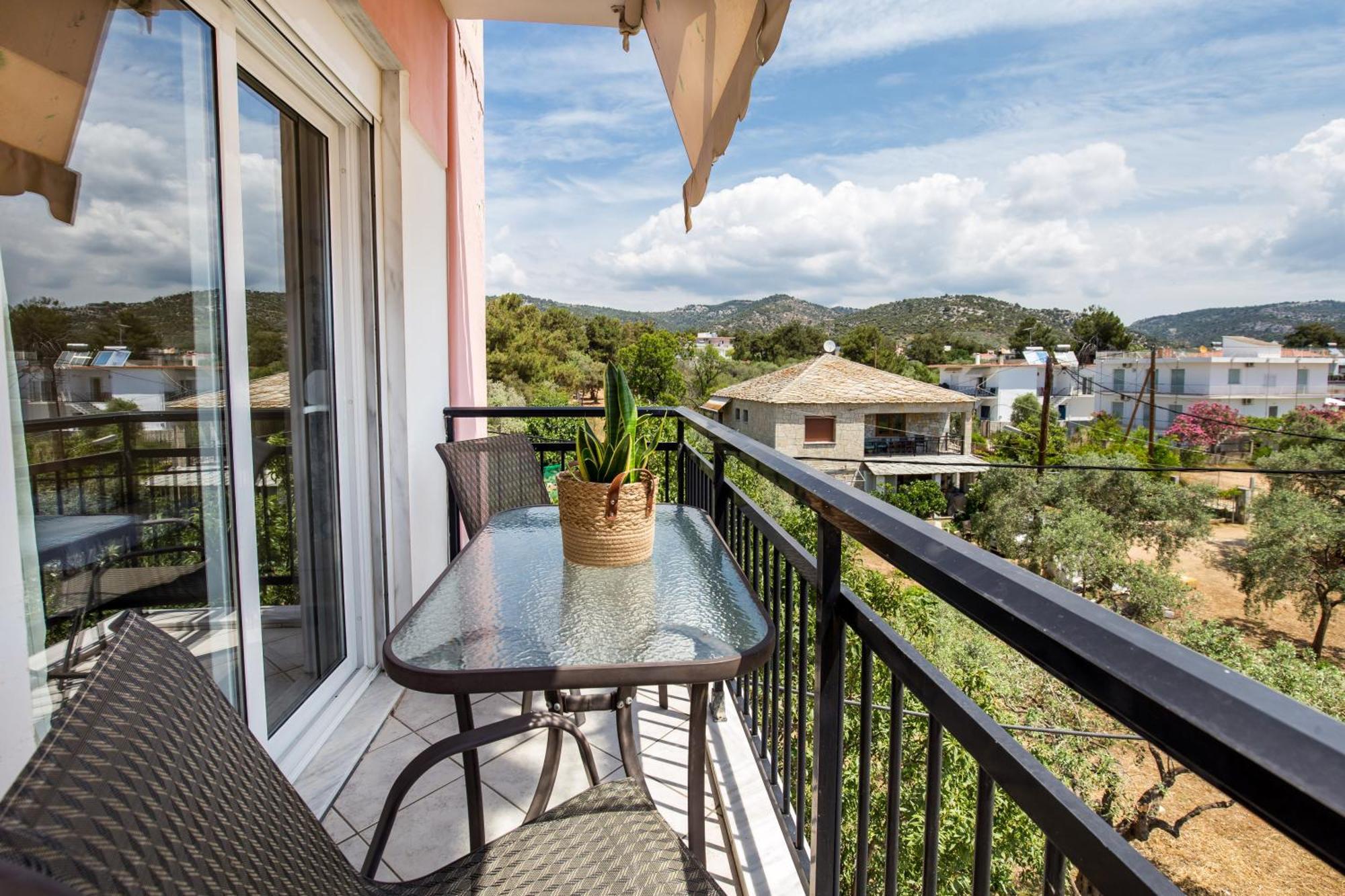 Ianos Apartments Potos Ngoại thất bức ảnh