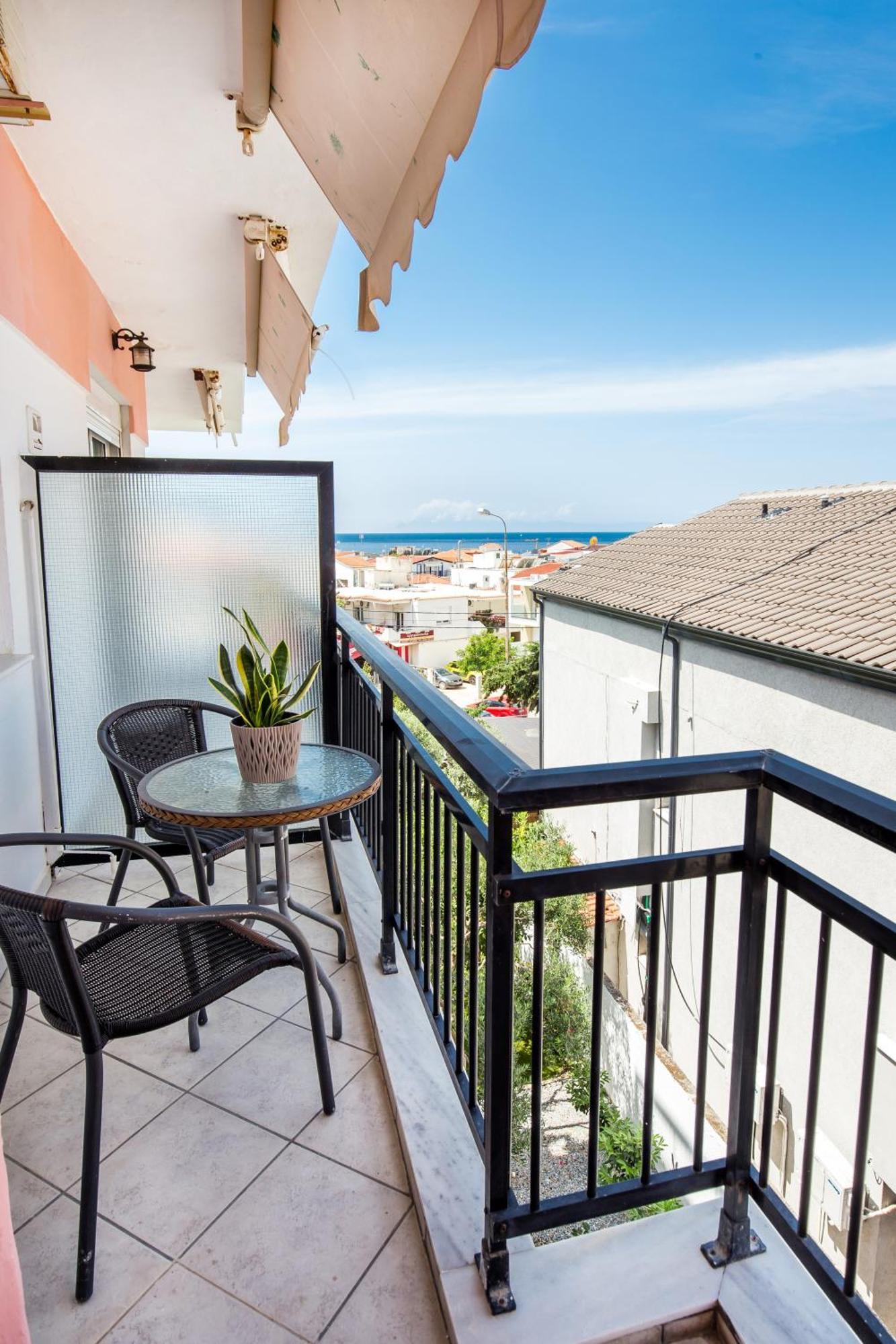 Ianos Apartments Potos Ngoại thất bức ảnh